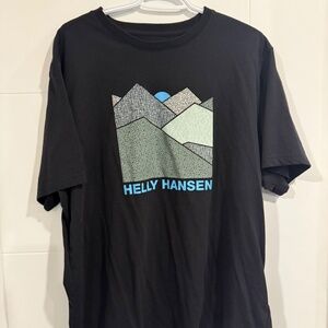 Helly Hansen black tee shirt. Size 2XL